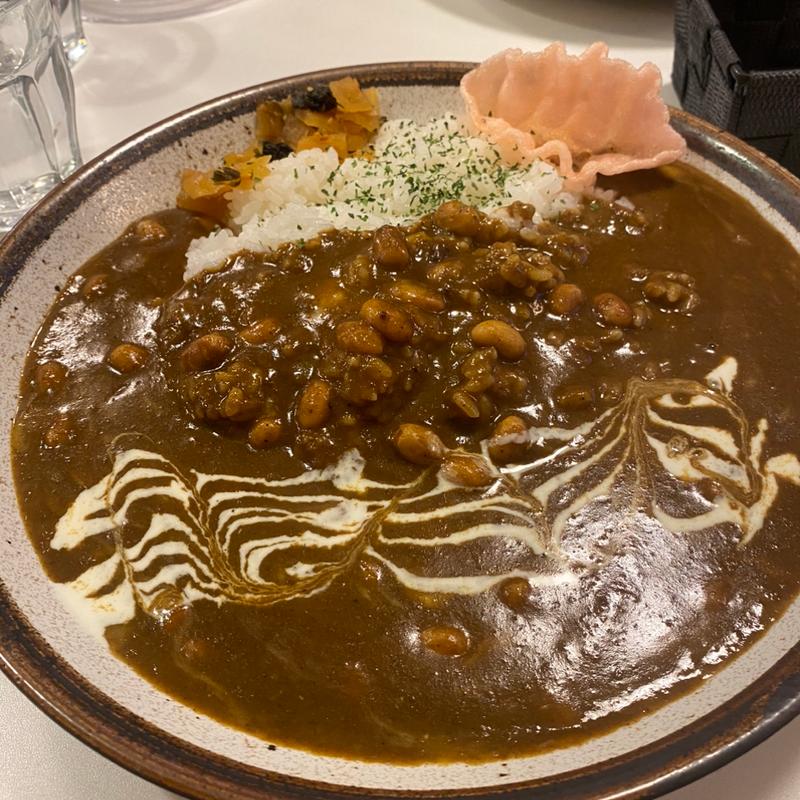 納豆チーズカレー(魔女のスプーン)