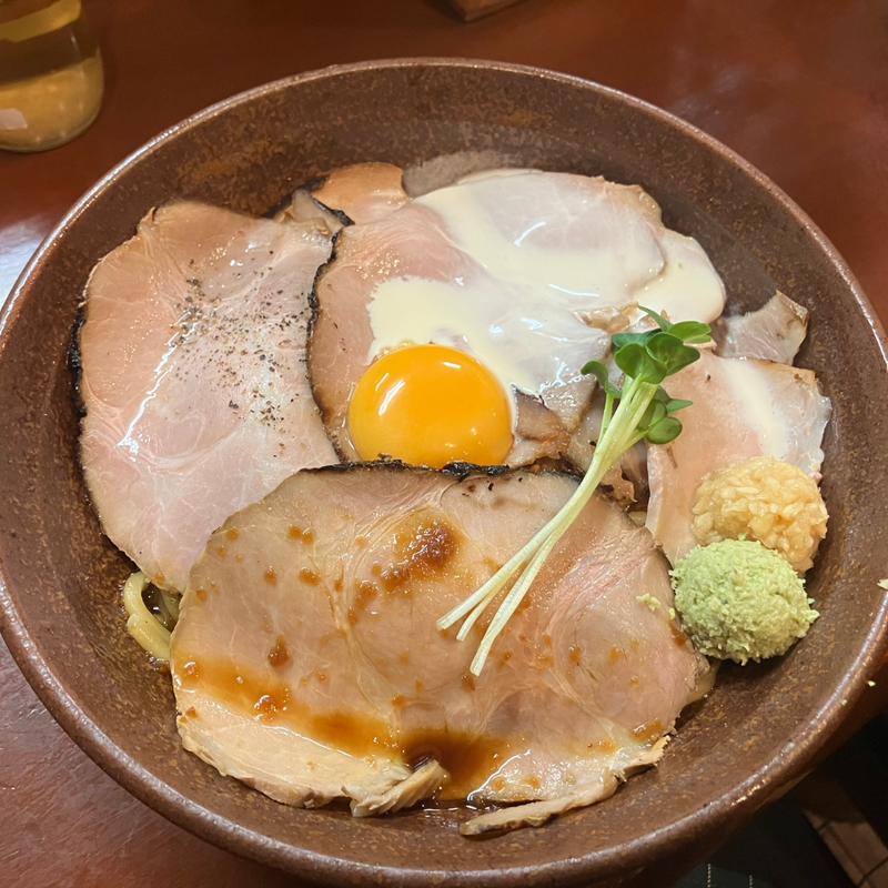 ロースト肉油そば(麺屋くまがい)