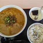 担々めん（半ライス付き）(らー麺工房はくが )