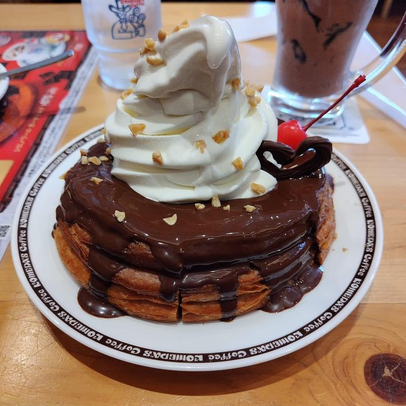 シロノワールガーナミルク(コメダ珈琲店 三軒茶屋店)