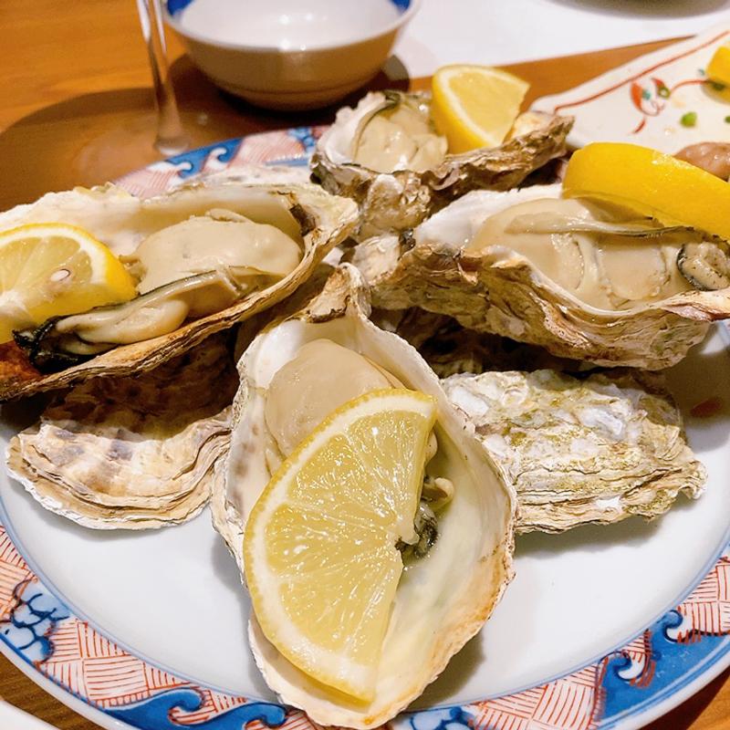 広島産焼き牡蠣（一個）(料理や 万ぷく)