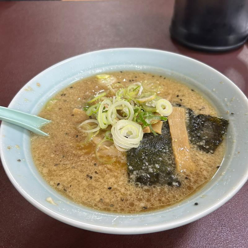 とんこつラーメン・しょうゆ(千代田しらかばラーメン )