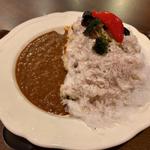 氷カレー(フレンチかき氷専門店「グラスラパン」)