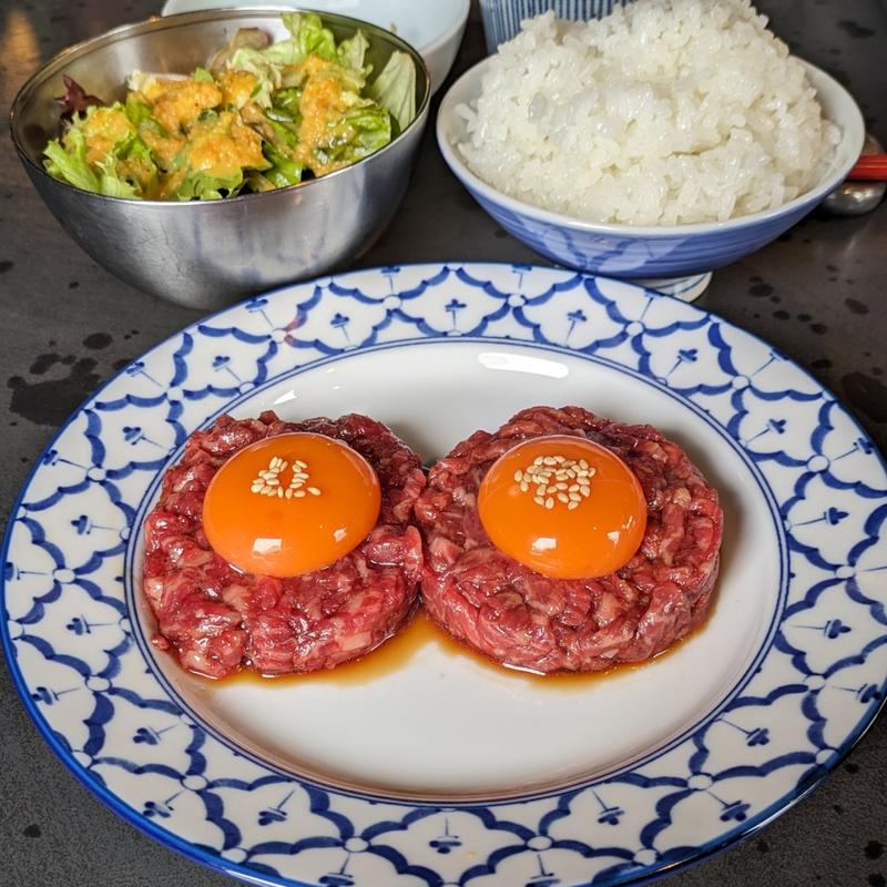 黒毛和牛ユッケセットW(yakiniku.ushicoco.)