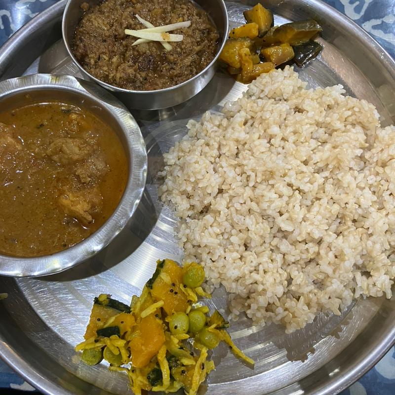 2種あいがけ(サッチェズカリー )