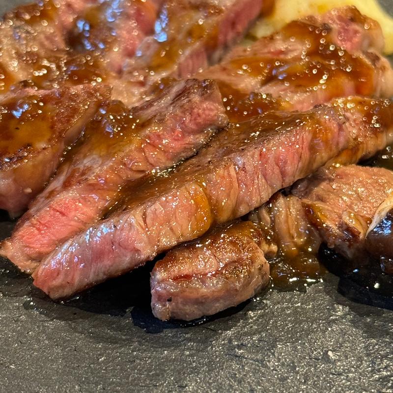 特選飛騨牛A5ランプの鉄板焼き(鉄板焼MACACA)