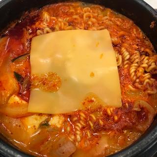 チーズチゲラーメン(韓国料理Bibim 酒々井プレミアム・アウトレット店 （ビビム）)