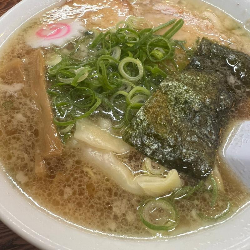 醤油ラーメン＋ワンタン＋背脂(好きやめん 総本店)
