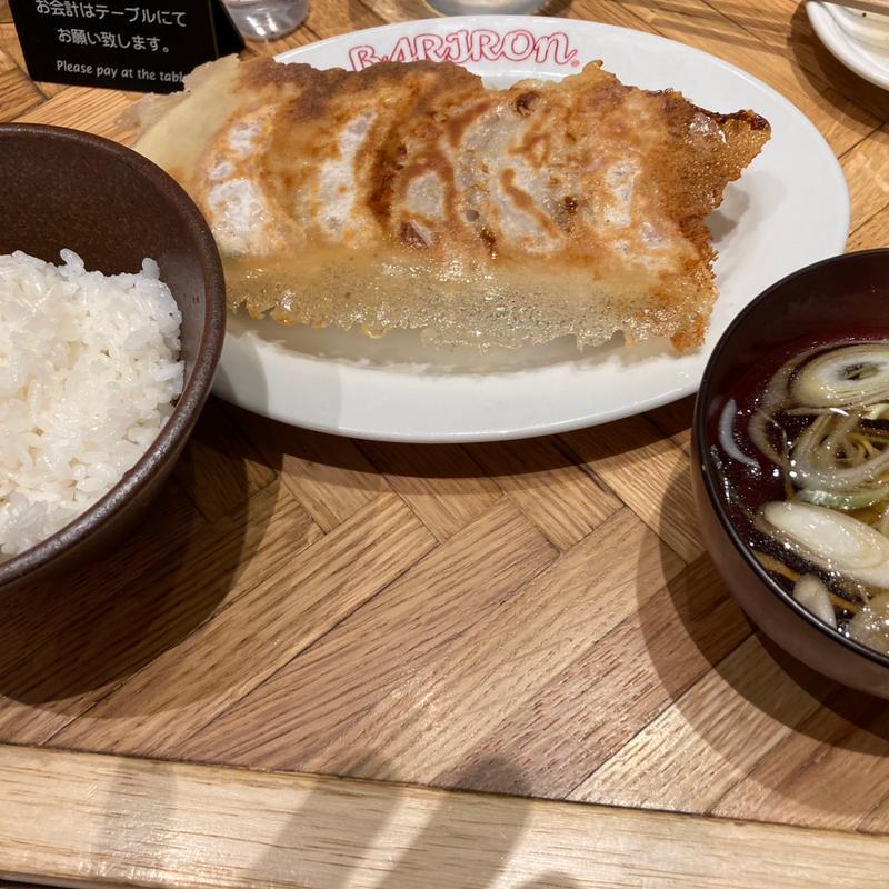 焼き餃子セット(餃子といえば芭莉龍（バリロン）)