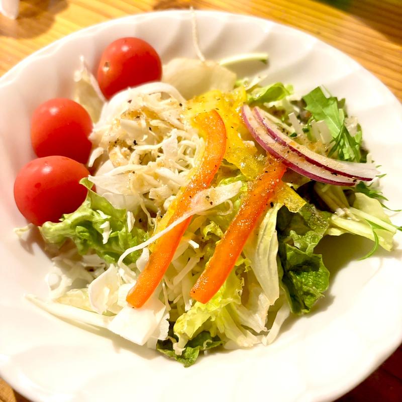 小さなサラダ(ヒッコリーウエスト)