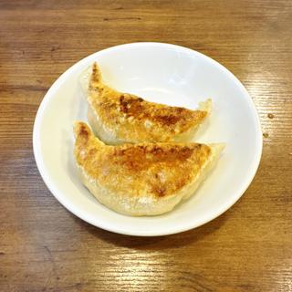 餃子2個(中華麺・飯 太楼 目黒店)