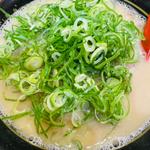 うま屋　とんこつラーメン