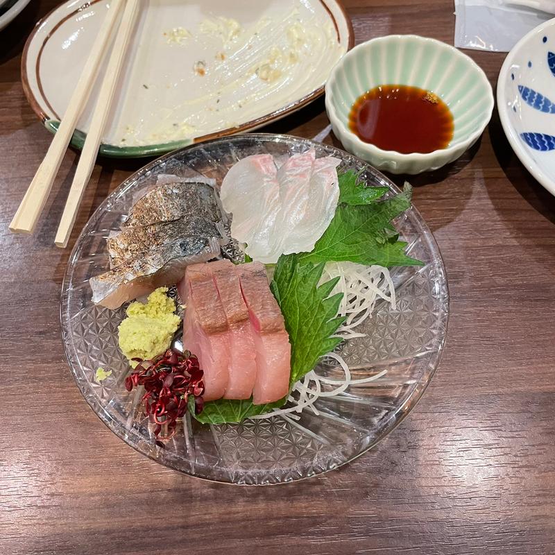 お造り盛り合わせ(STAND UOZU)