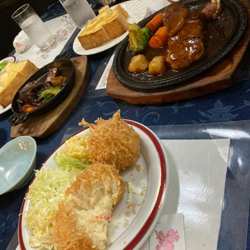 カニクリームコロッケ(グリル佐久良)