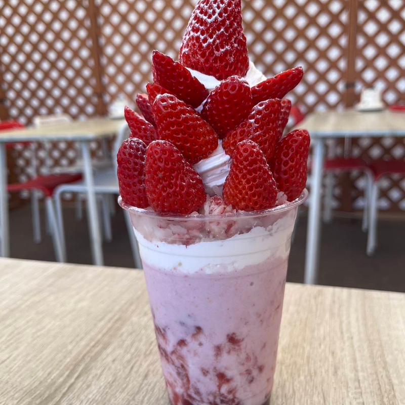 ブーケパフェ(たくみの里 いちごの家)