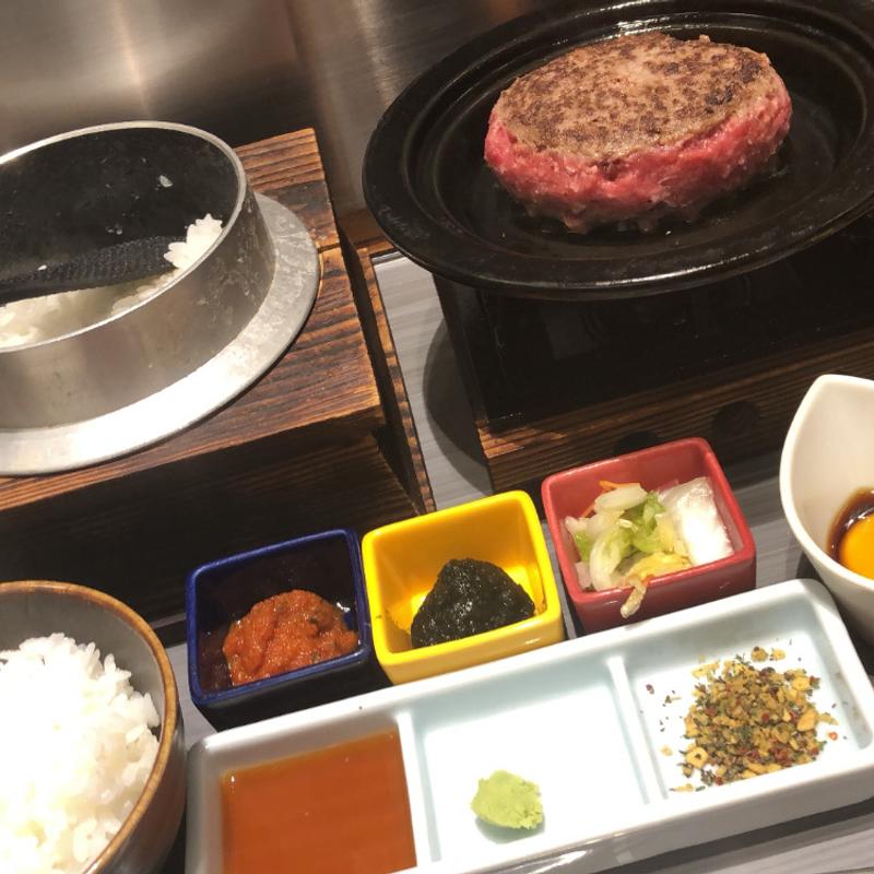 (釜炊きごはんとハンバーグ タイチ食堂)