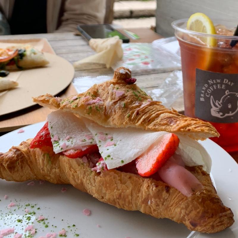 季節のクロワッサンサンド(BRAND NEW DAY COFFEE
)