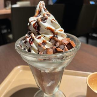 チョコレートパフェ(ホリーズカフェ 堺筋本町店)