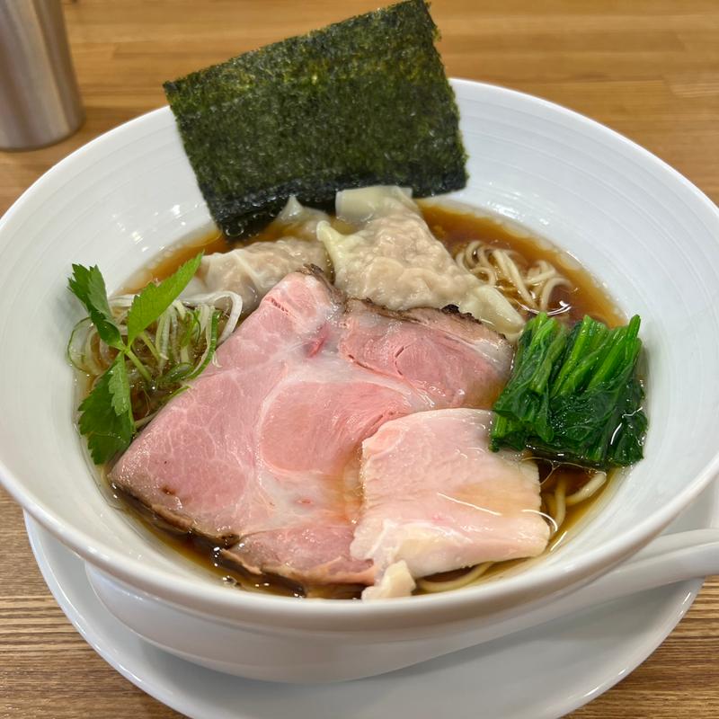 醤油そば雲呑トッピング(中華そば きなり)