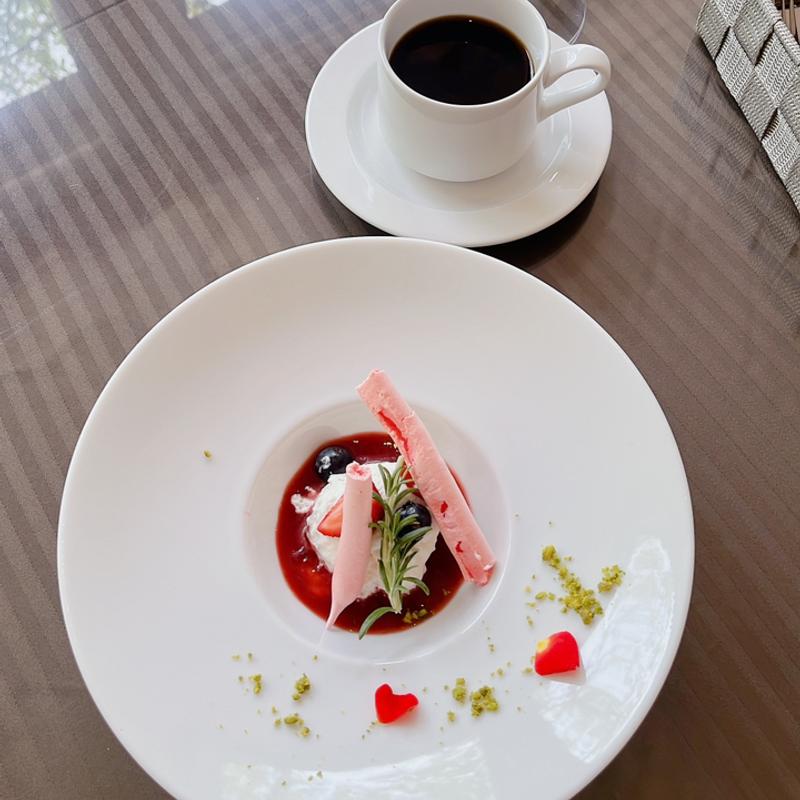 本日のミニドルチェ(リストランテ フィッシュボーン)