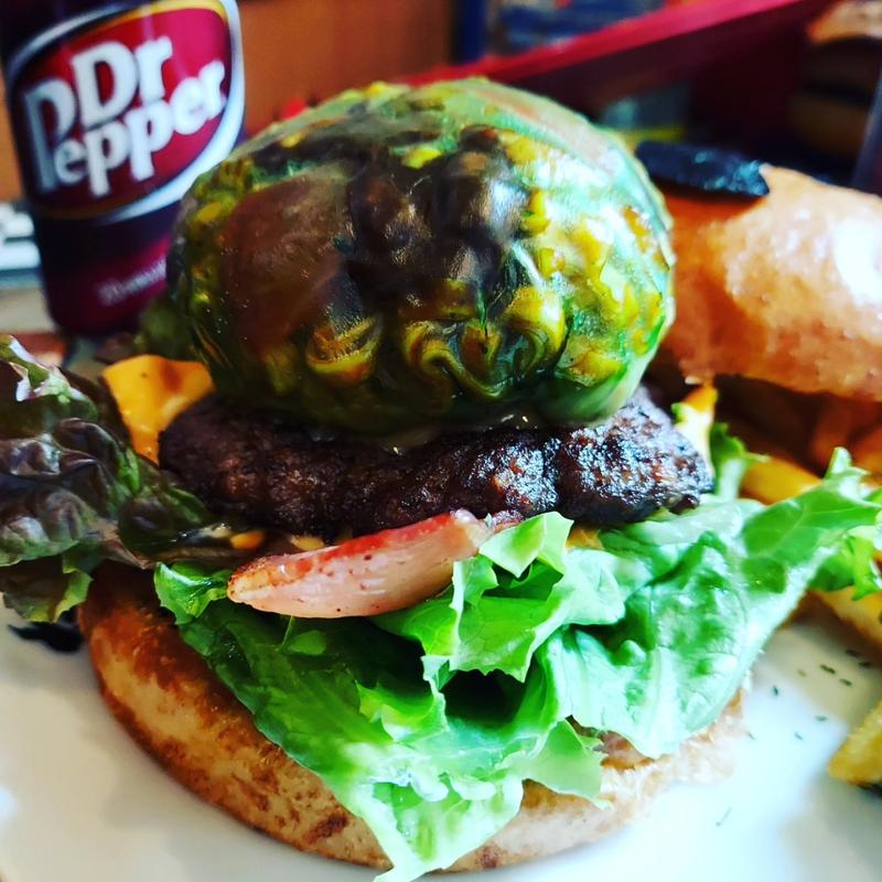 ベーコンチーズ宇宙人解剖バーガー(PEDRO'S BURGER)