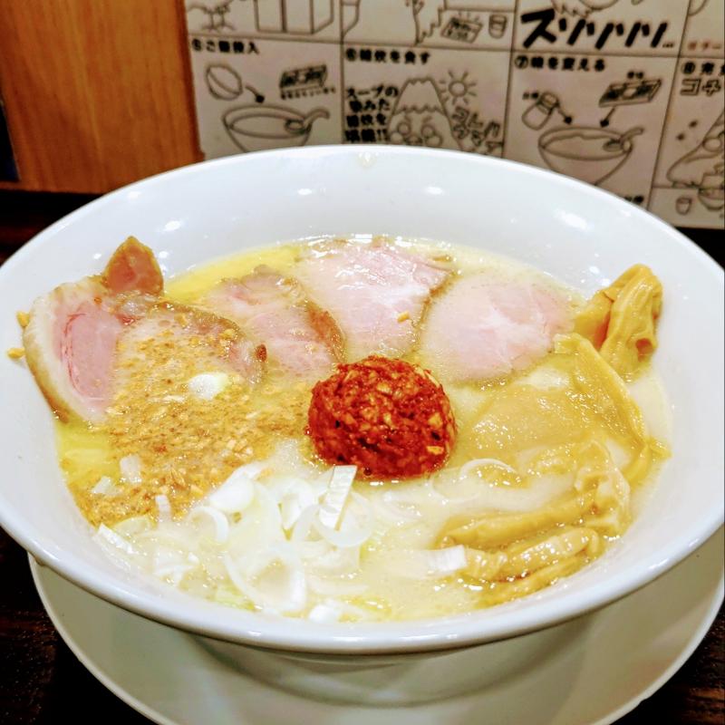 焼豚バクダン鶏白湯麺(鶏白湯ラーメン専門店 鶏ふじ)
