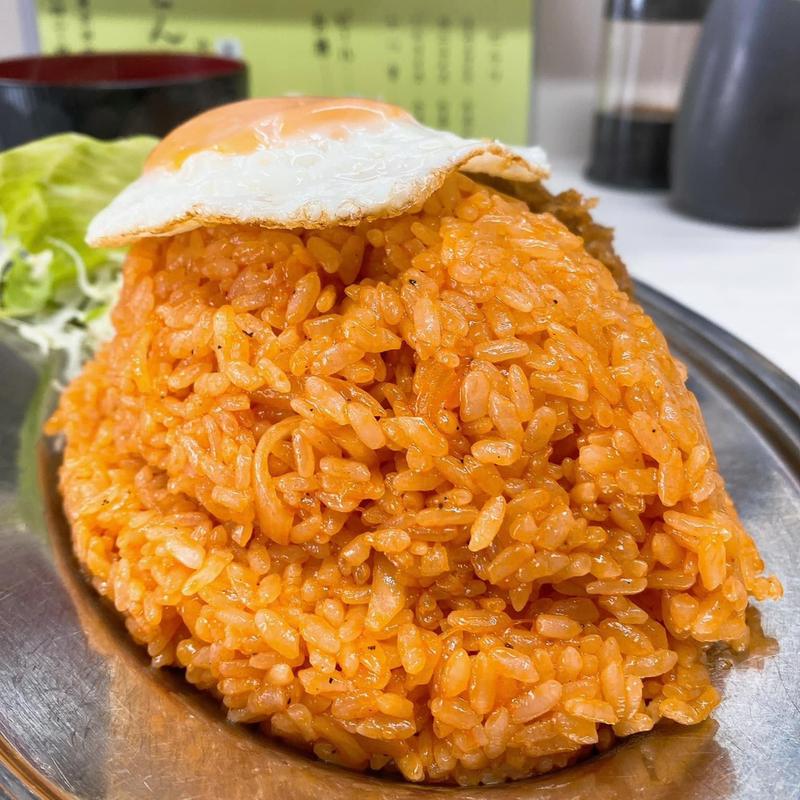 チキンライス 大盛 目玉焼き(日の出)