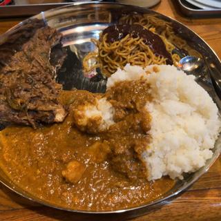 その時にあった食材で作ってもらったカレー(カリーcafe らっこ)