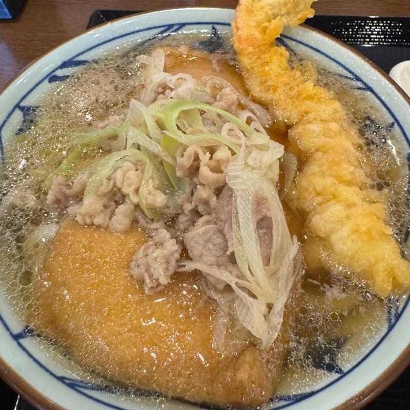 肉のせきつね（並）にえび天(丸亀製麺茨木島)