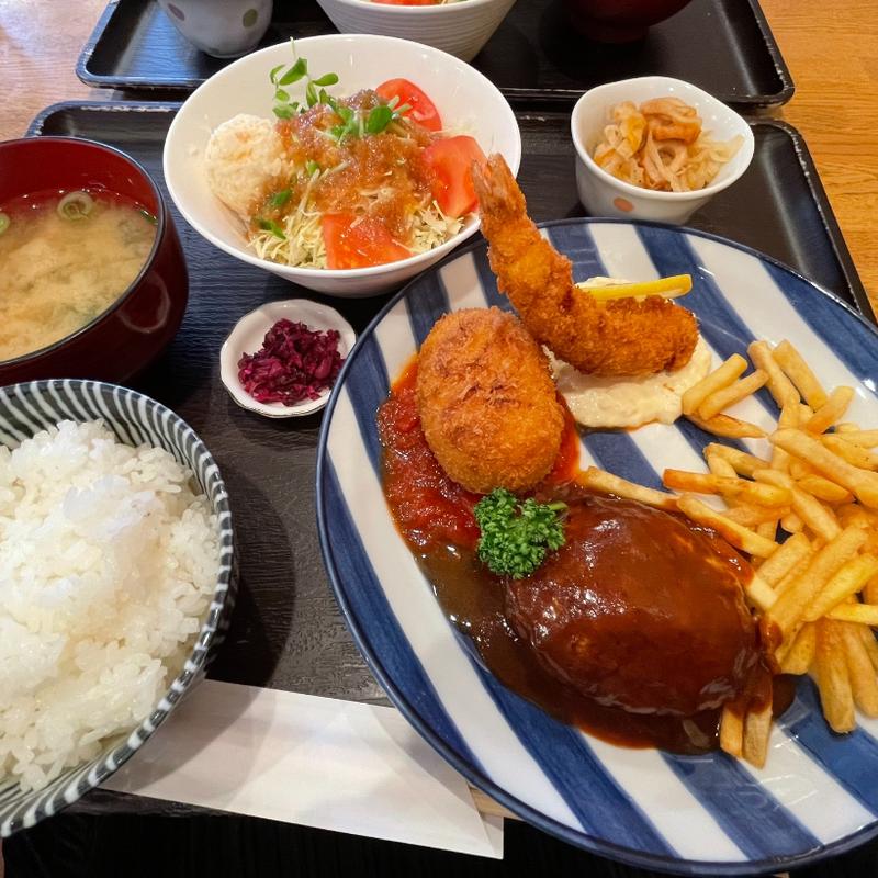 (イタダキ （ITADAKI）)