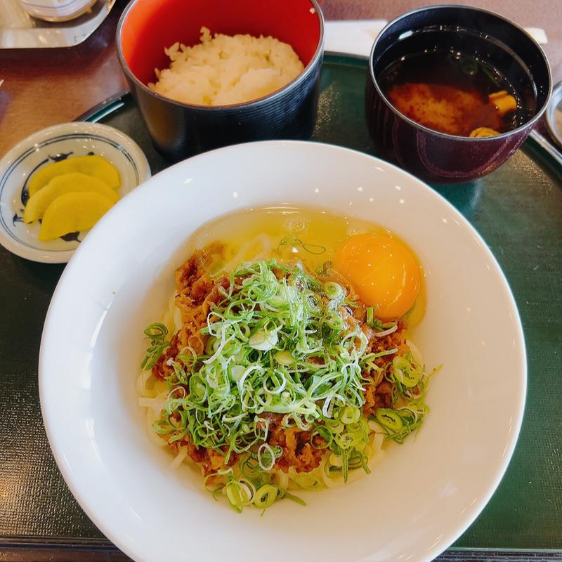 ぶっかけ肉うどん定食(宇治田原カントリー倶楽部 )