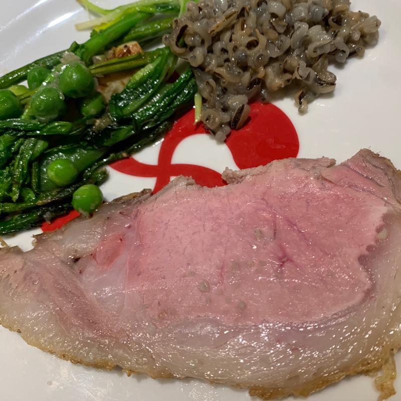 豚のロースの炭火焼き(ローブリュー （LAUBURU）)