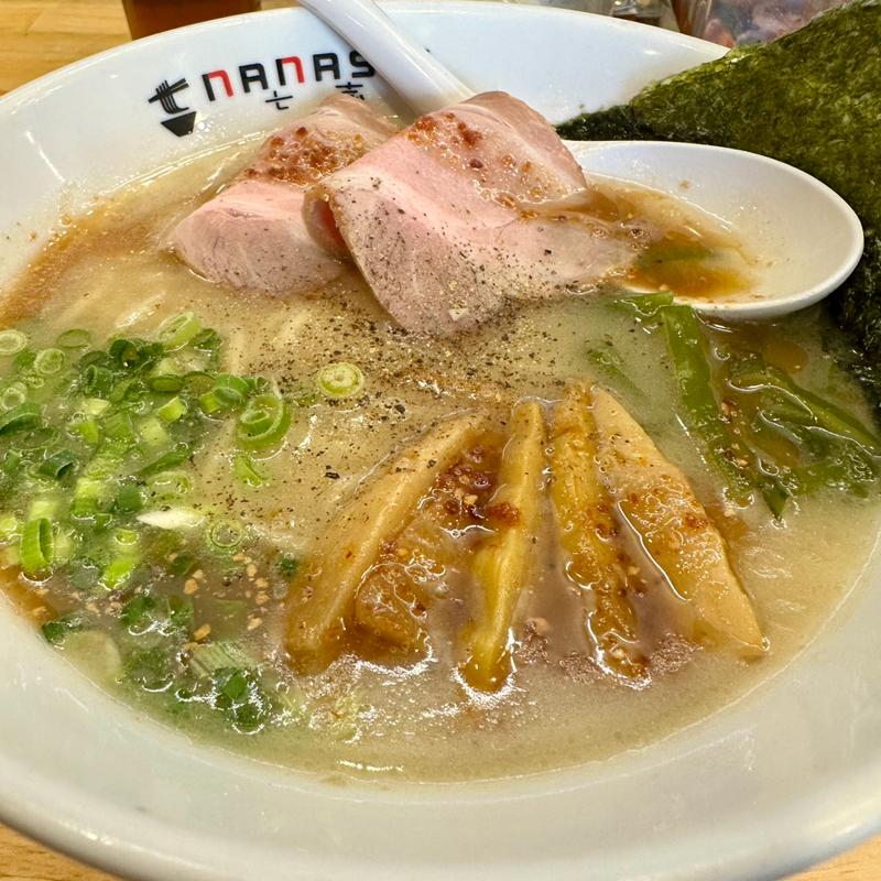 七志ラーメン(七志 中山店)