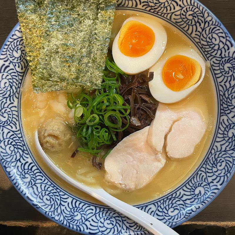  濃厚醤油鶏そば(濃厚鶏そば 晴壱 はるいち)