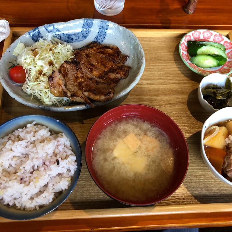 みやあらくランチ(たべもんや みゃあらく)