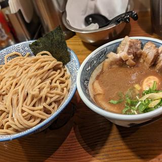 濃厚 味玉・肉入り つけ麺(道玄坂マンモス)