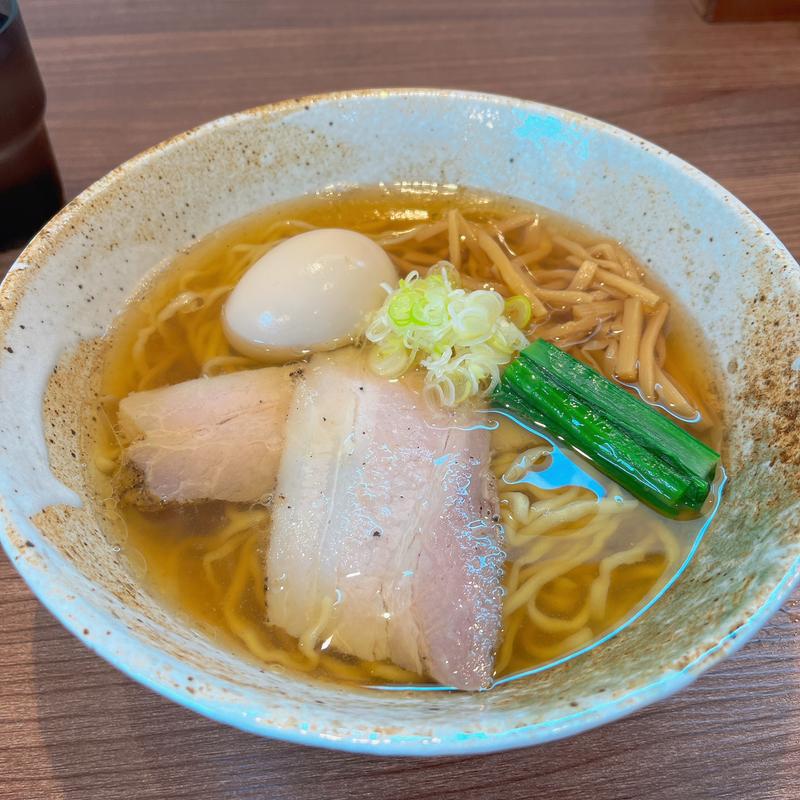 白だし醤油そば(ら～麺 安至 （ヤスシ）)