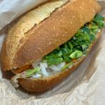 ベトナムハムとパテのバインミー(EBISU BANH MI BAKERY)