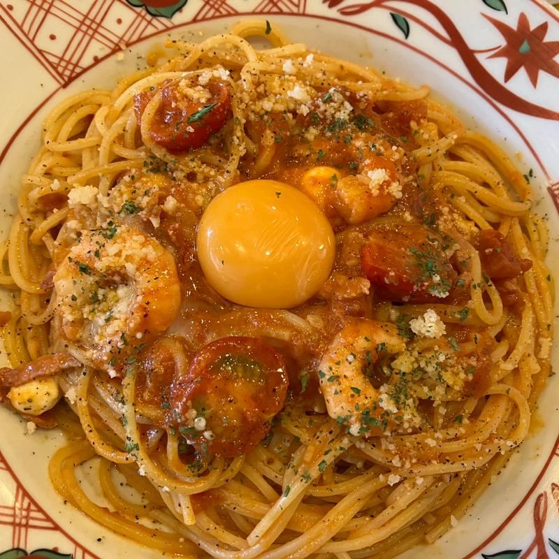 海老とモッツァレラチーズのカルボナーラチリトマトソース(洋麺屋 五右衛門 綾瀬店)
