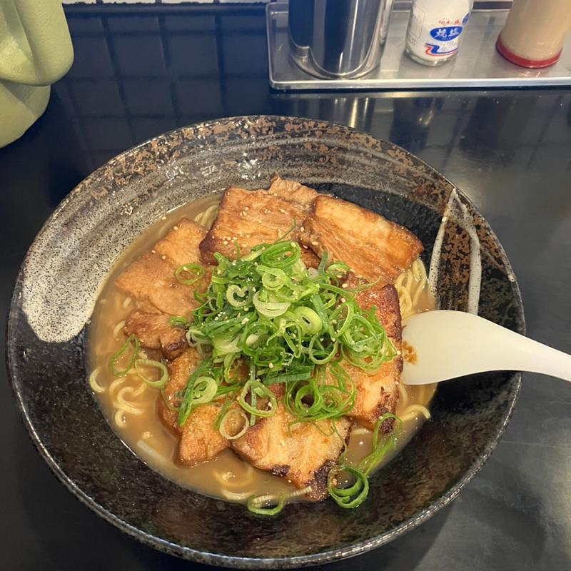 特製ターローラーメン(元祖第一旭 摂津本店)