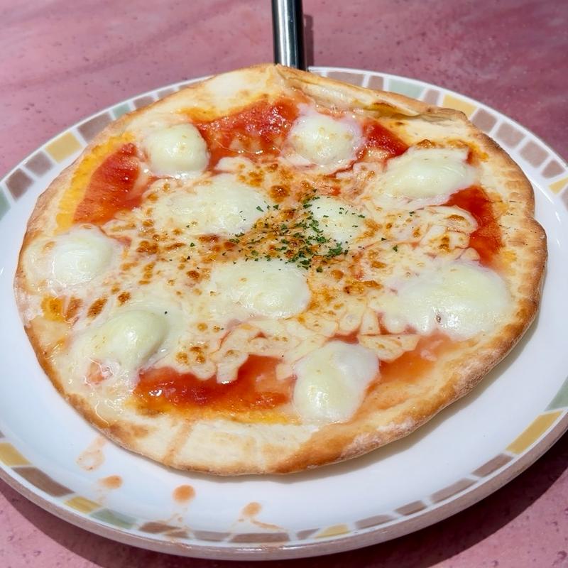 バッファローモッツァレラのピザ(サイゼリヤ 東新小岩店)