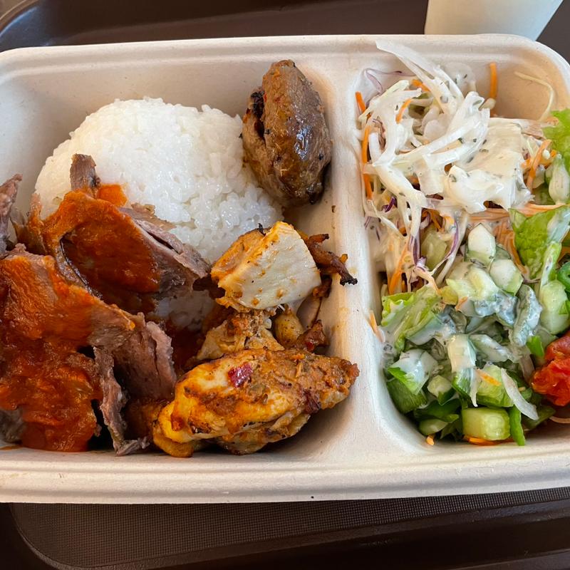 ミックスケバブプレート(ミセスイスタンブール)