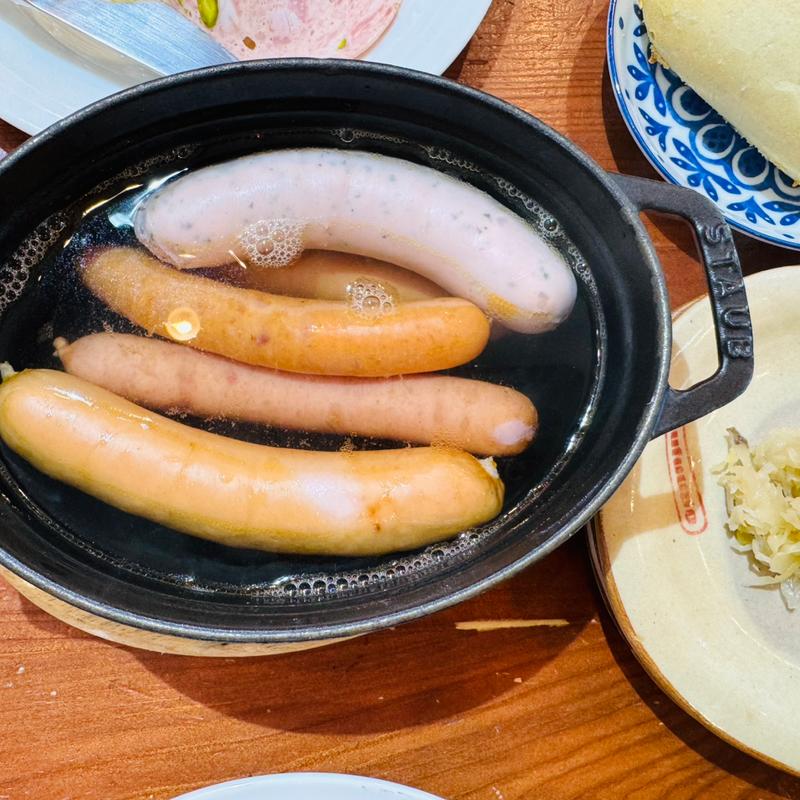 ウィンナー盛り合わせ(育風堂精肉店 )