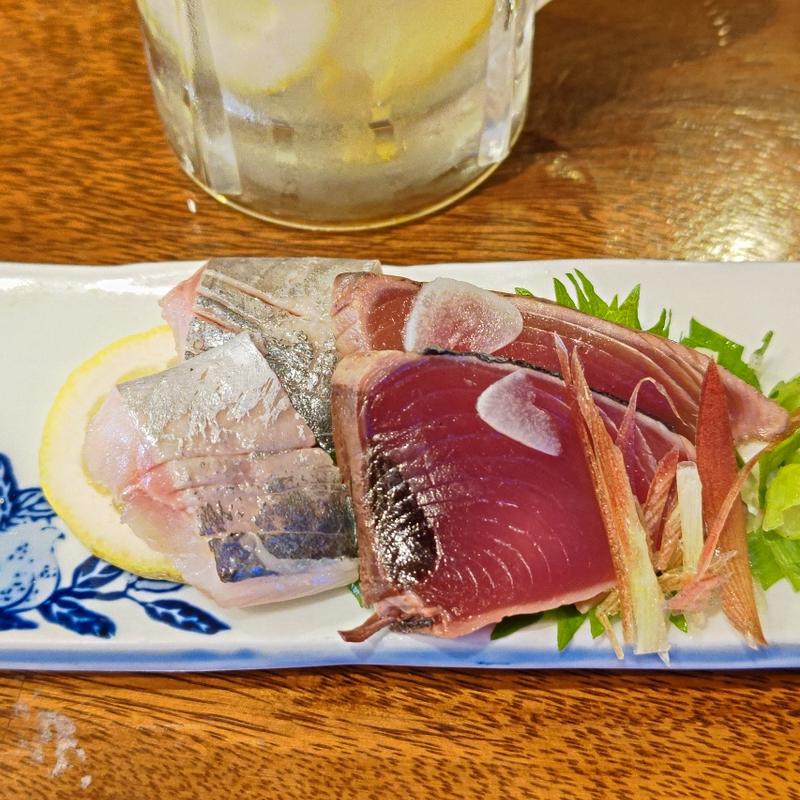 真あじ・本かつをたたき(魚と酒はなたれ)