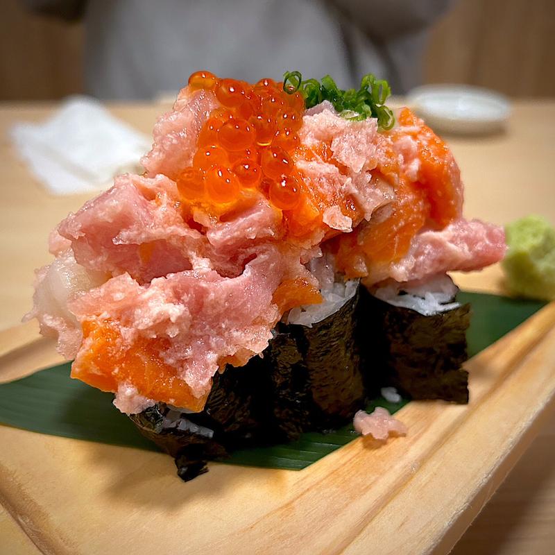 こぼれ寿司(大衆町鮨 とろたく 一番町店)