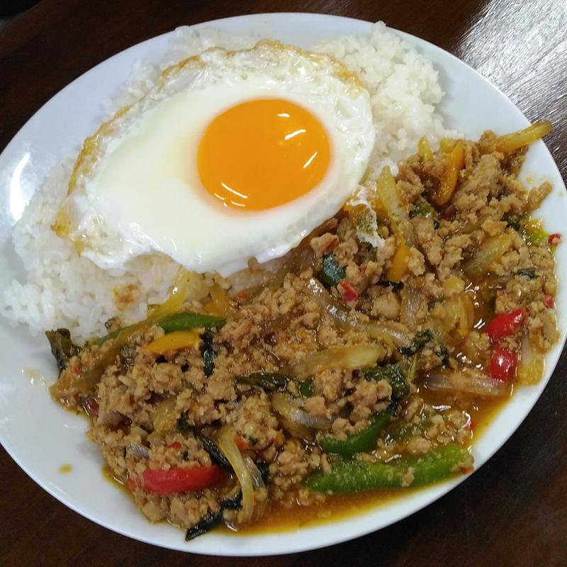 ガッパオライス(カレーハウス SAMIKSHYA（サミクシャ）)