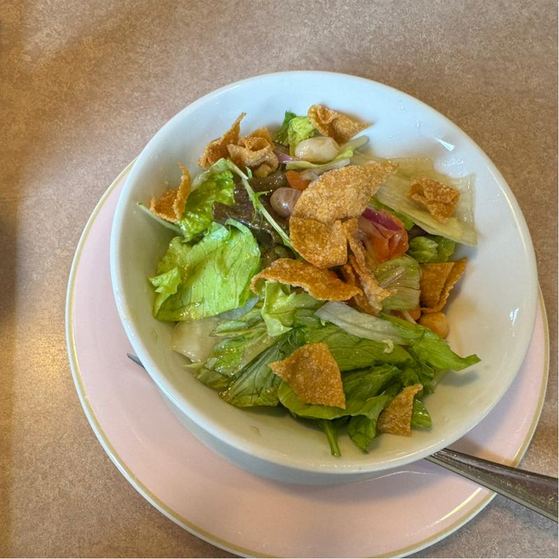 ミニサーモンサラダ(レストラン三宝 長岡宮内店 )