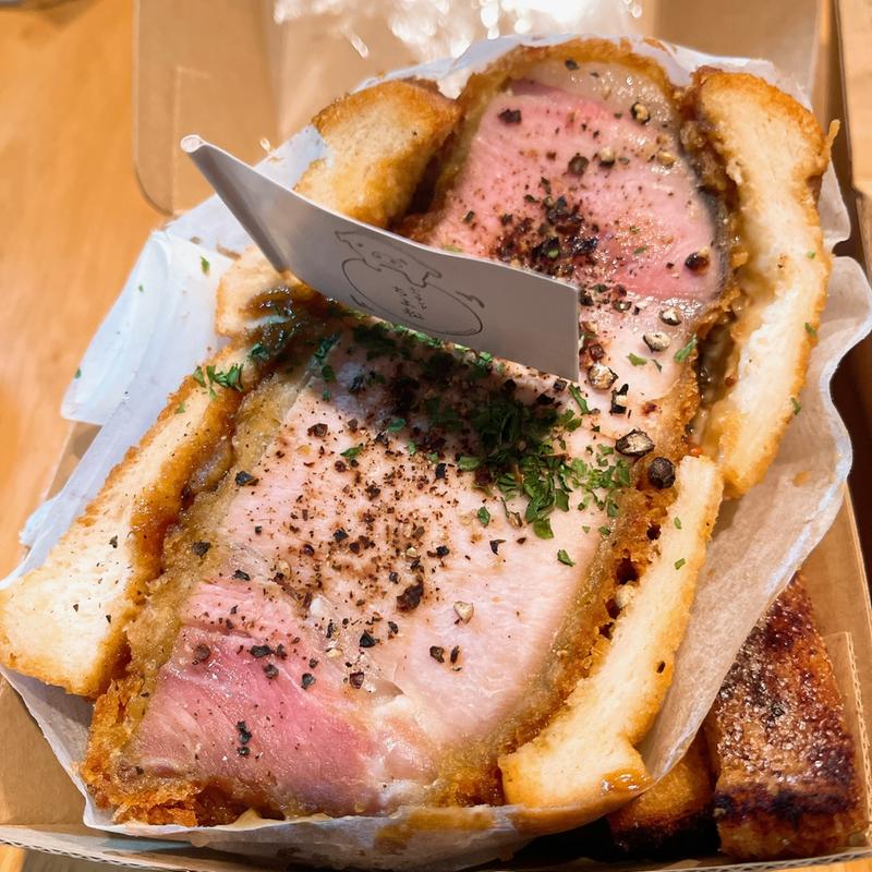 ちよ松かつサンド(日本一分厚いかつサンド「大阪とんかつ(旧店名ちよ松)」中崎 茶屋町 梅田店)
