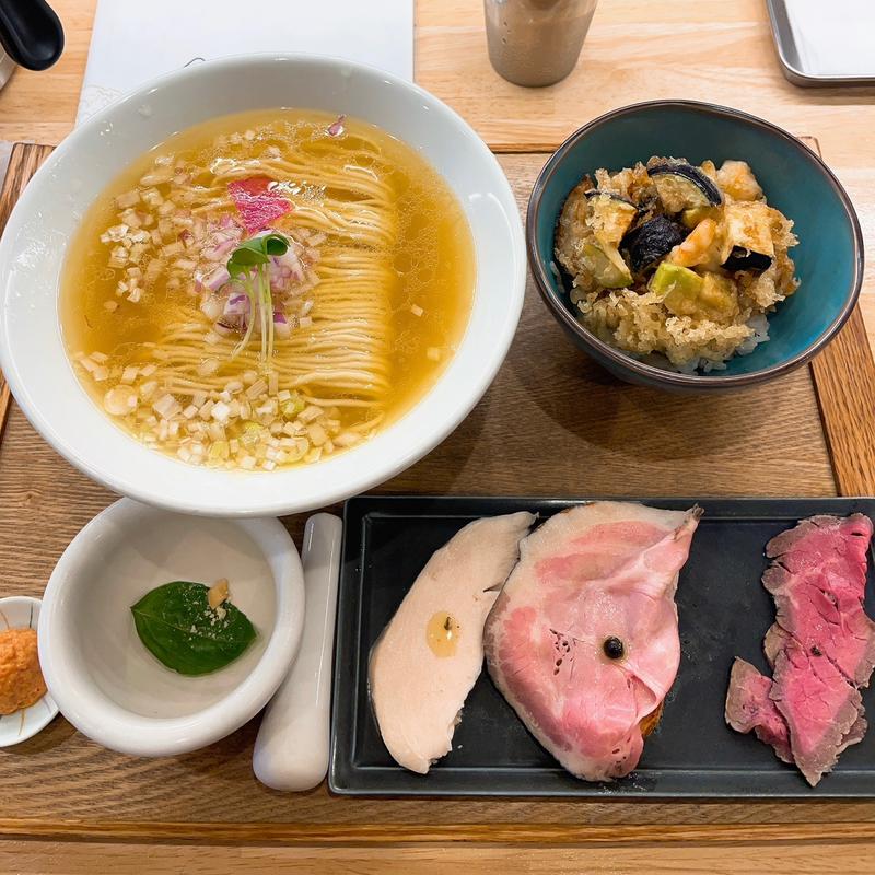 特潮ラーメンとアボかき揚げ丼(だしと小麦の可能性 だしかの)