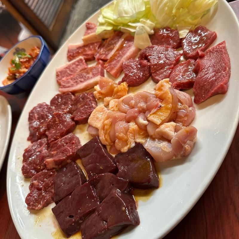 レバー、さがり、赤身、バラ、かしわ(大福焼肉 )